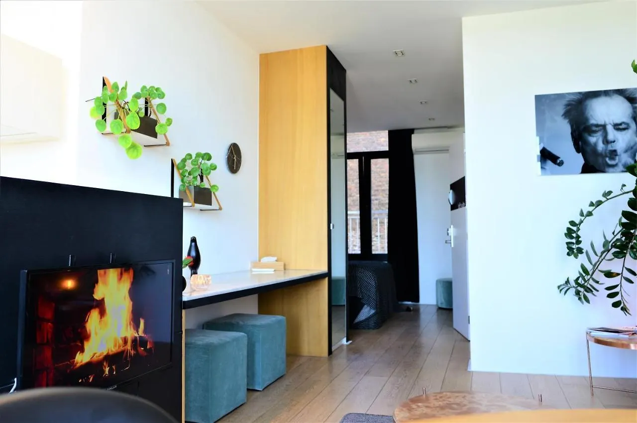 Kaai11 - Lofts & Suites With A View Antwerp Apartment