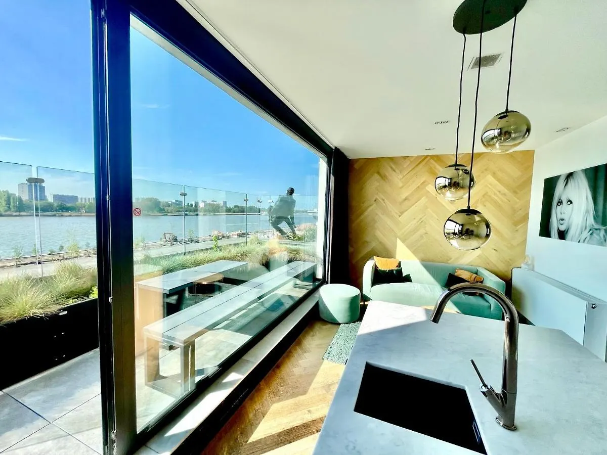 Kaai11 - Lofts & Suites With A View Antwerpen