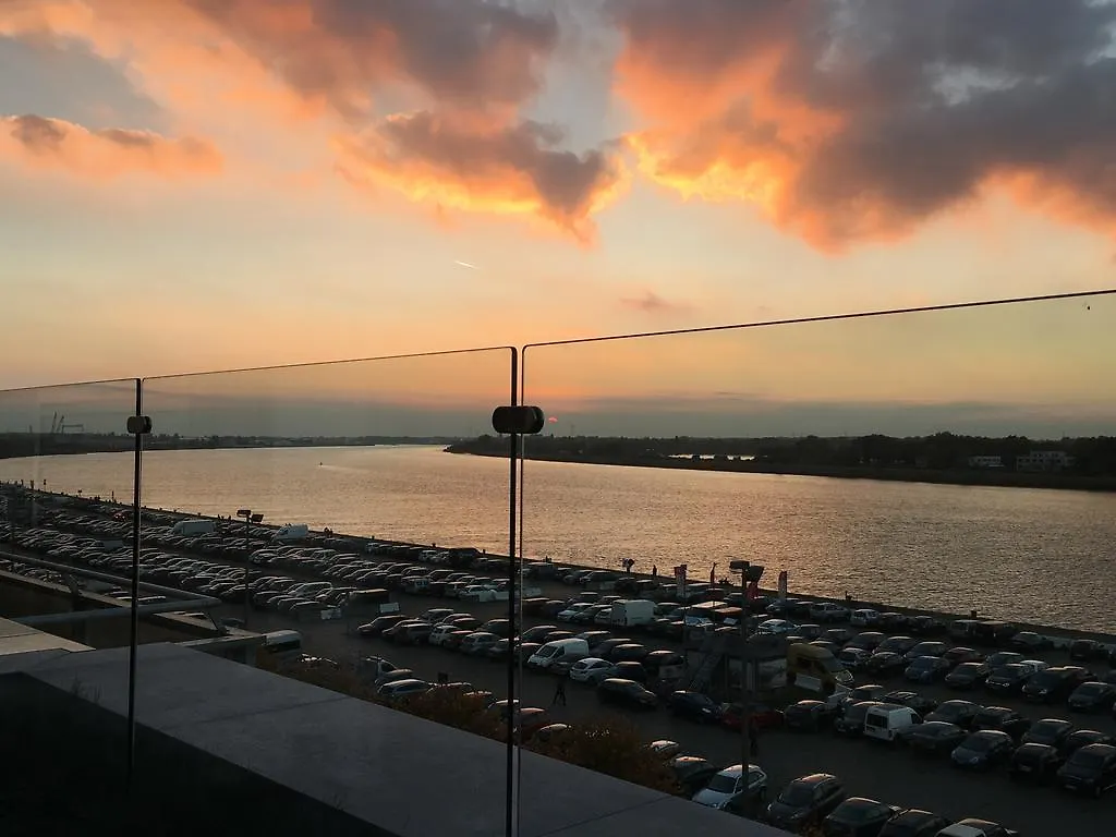 Kaai11 - Lofts & Suites With A View Antwerp